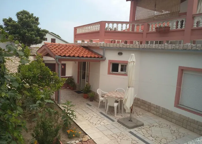 Vana Apartament